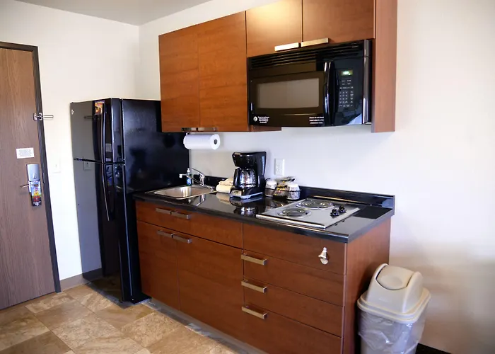 My Place Hotel-fargo, Nd 2*