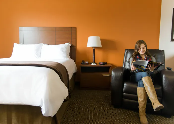 My Place Hotel-fargo, Nd 2*